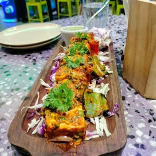 Paneer Tikka 🍽️

#FitFoodie #Yummy #Tasty #snacktime #paneertikka #paneer #starter #tummyfull😋 #yummyfood