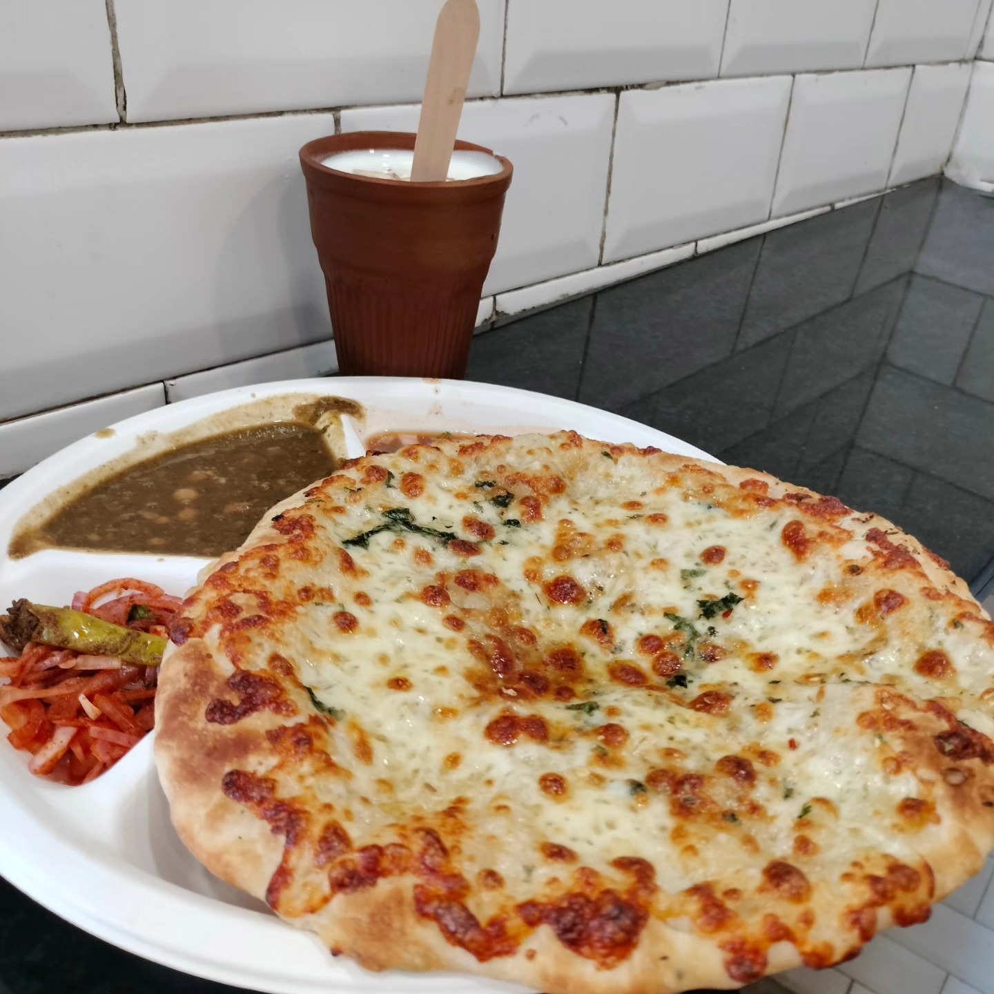 Good Morning... 🍽️

#FitFoodie #kulcha #kulchechole #punjabifood #IndianFood #indiancuisine #indianbreakfast #blogger #foodblogger #foodblog