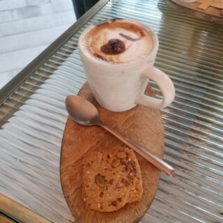 Anything else than coffee? ☕

#FitFoodie #Coffee #coffeelovers #CoffeeAddict #CoffeeLove #metime💕 #CoffeeEdiction #CoffeeTime