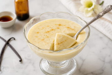 Eggless Vanilla Pudding